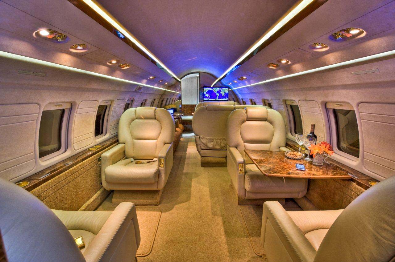 Aeropremiere Aircraft sales exclusively offers for sale a 1992 ...