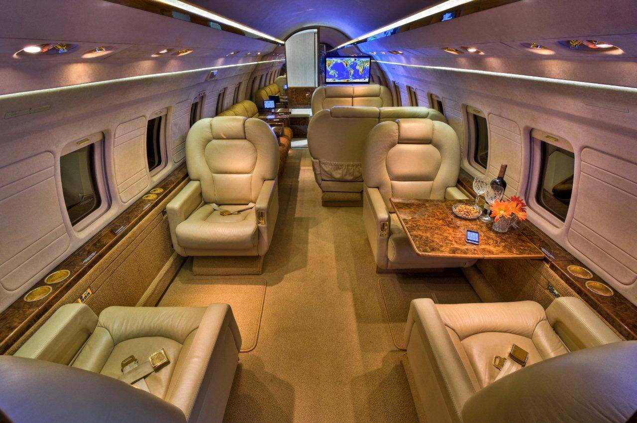 Aeropremiere Aircraft sales exclusively offers for sale a 1992 ...